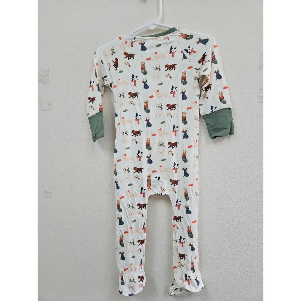 Tullabee Puppy Frenchie Dogs Christmas Stockings  Baby Sleeper Romper 6-9 Months